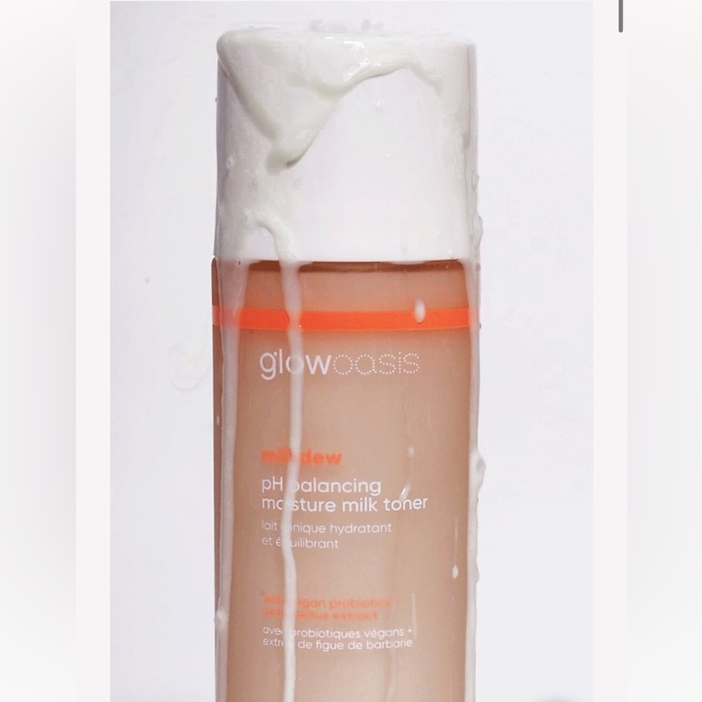Glowoasis milkdew ph balancing moisture milk toner